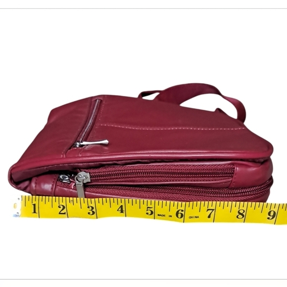 Buxton Unisex Sling/Crossbody/Messenger Multipocketed Organizer Bag - Picture 14 of 16